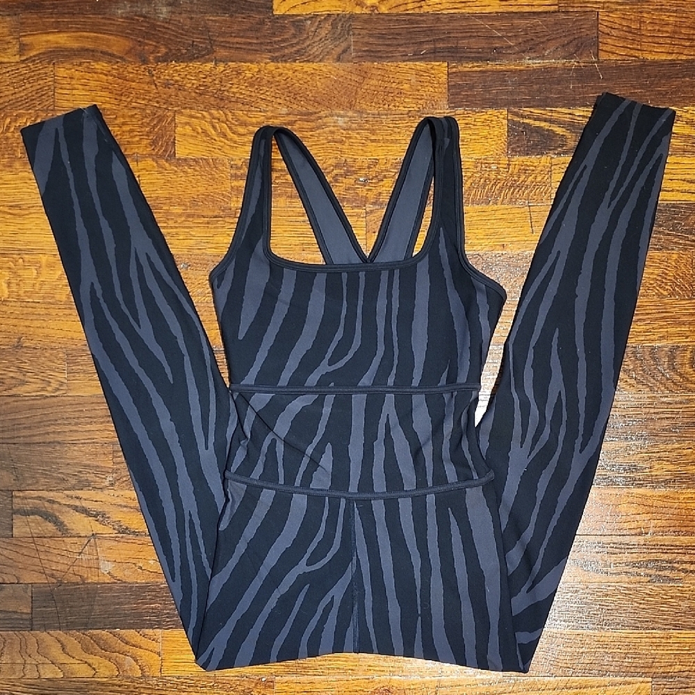 Diane Von Furstenberg Black and Grey Zebra One Piece Fitted Stretchy Jumpsuit XS
